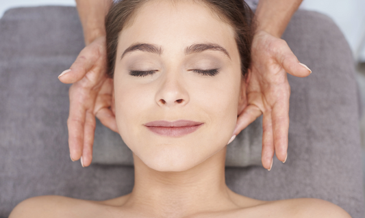 Ejercicios faciales o Yoga facial: ¿Realmente ayudan a reducir las arrugas?